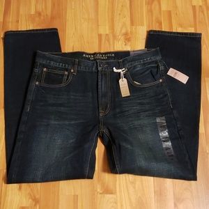 American Eagle Slim Straight jeans Size 36x32 NWT
